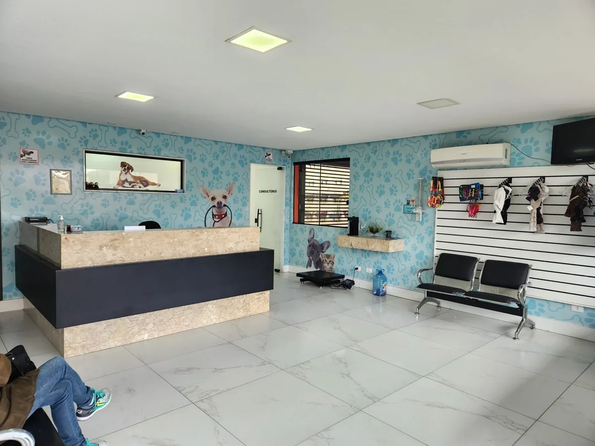 Clínica Veterinária Heróis de Quatro Patas, Parolin, Curitiba